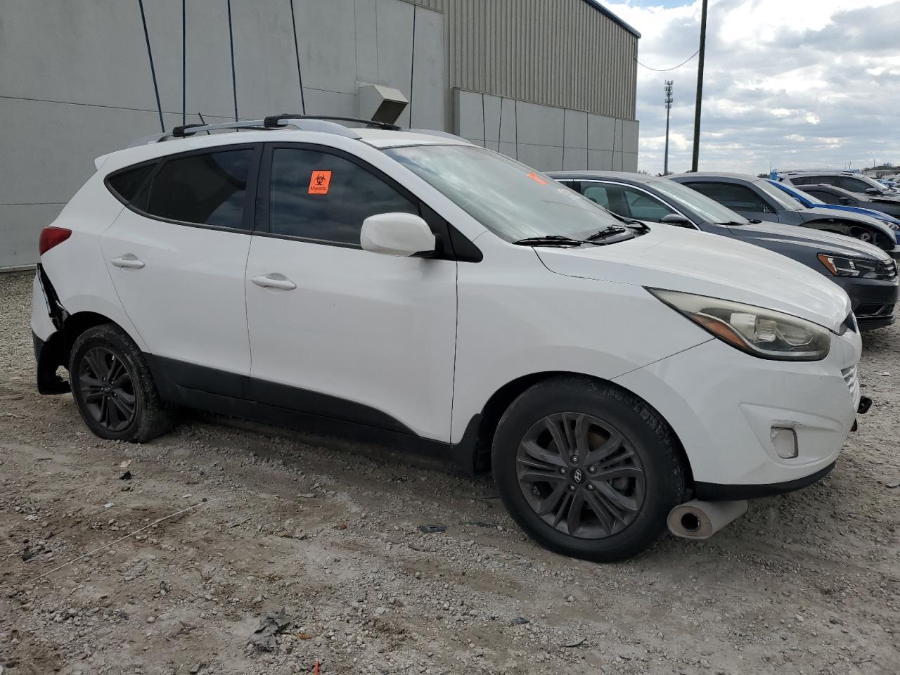 2015 HYUNDAI TUCSON LIM - Image 4