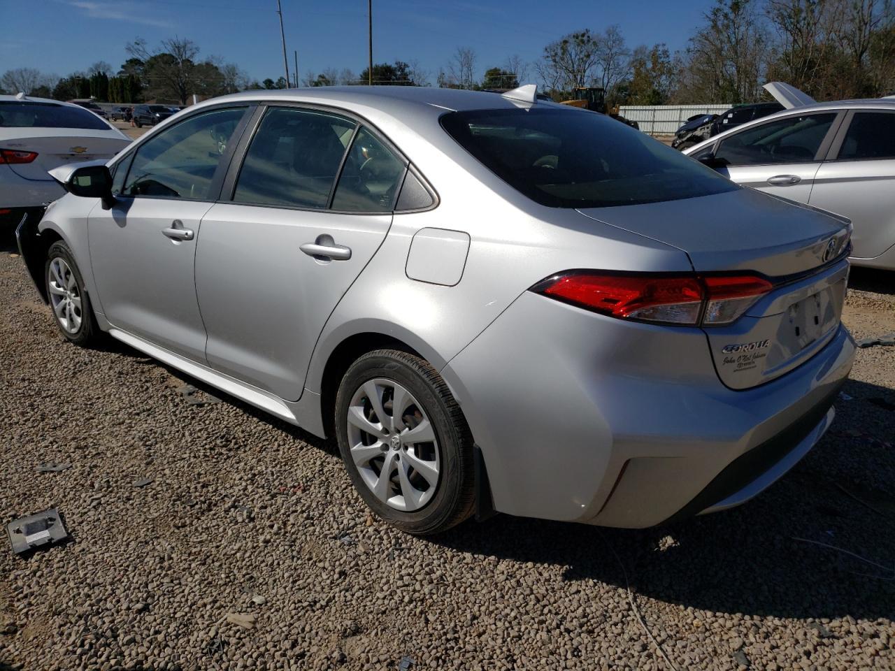 2021 TOYOTA COROLLA LE - Фото 2