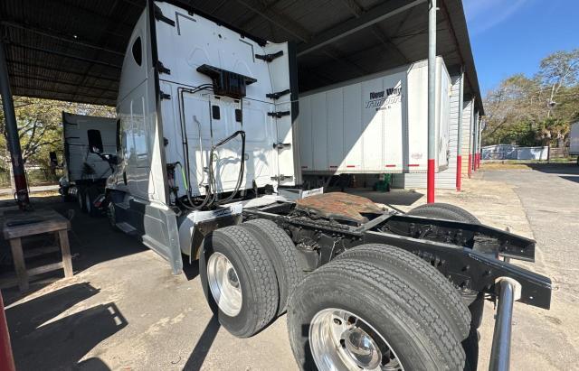 2016 Freightliner Cascadia 125 - Фото 3