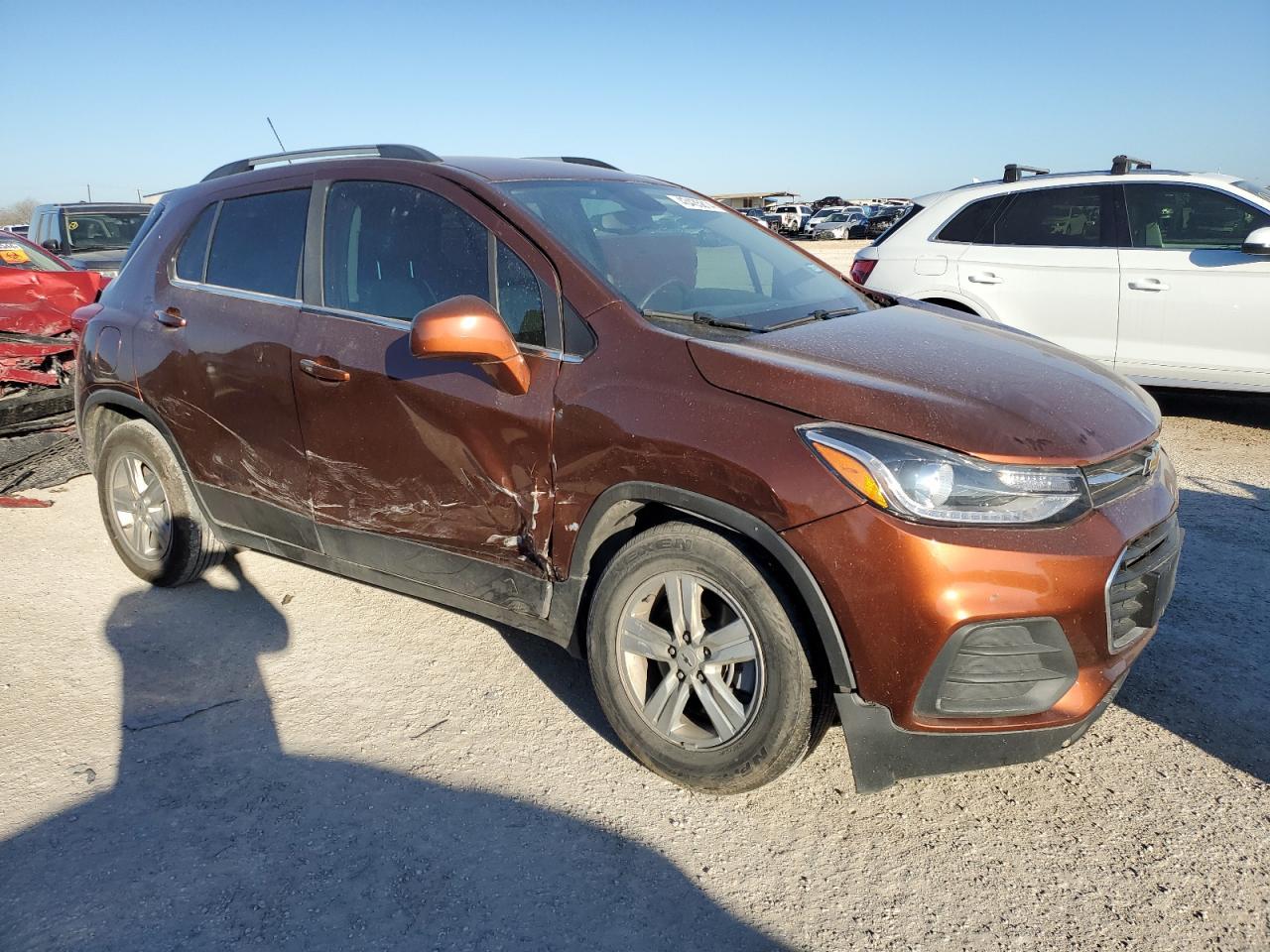 2019 CHEVROLET TRAX 1LT - Фото 4