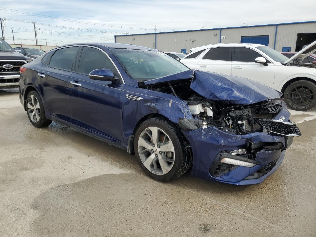 2020 KIA OPTIMA LX - Image 4