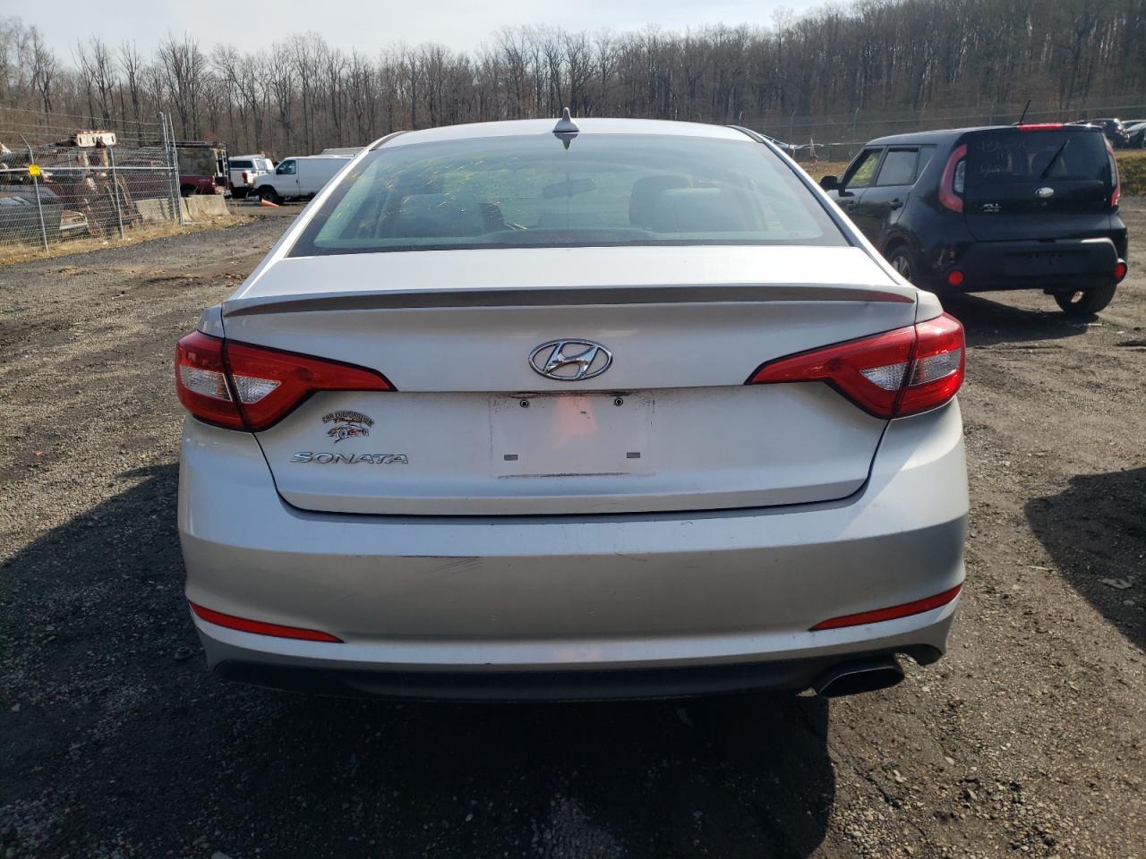 2017 HYUNDAI SONATA SE - Фото 6