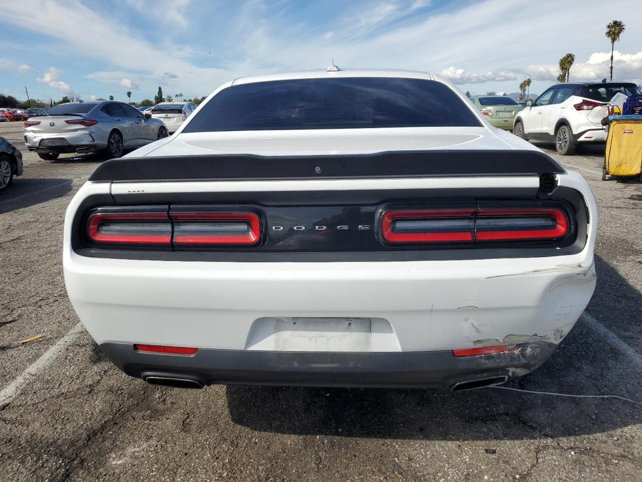 2017 DODGE CHALLENGER - Image 6