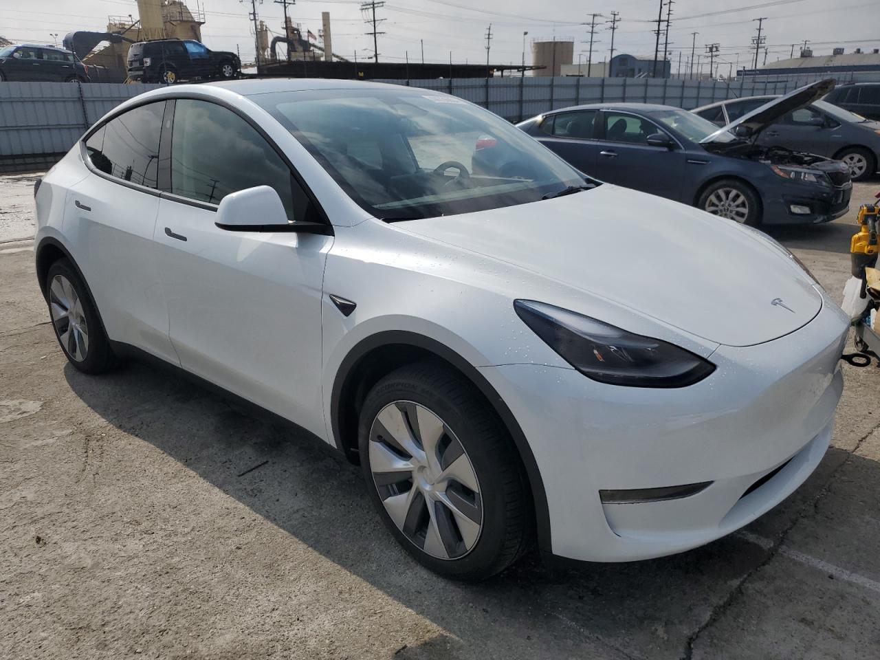 2023 TESLA MODEL Y - Image 4