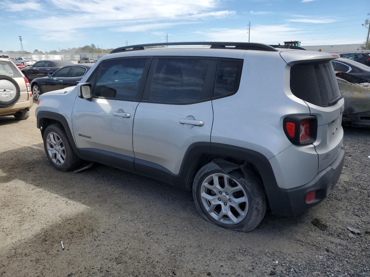 2018 JEEP RENEGADE L - Фото 2