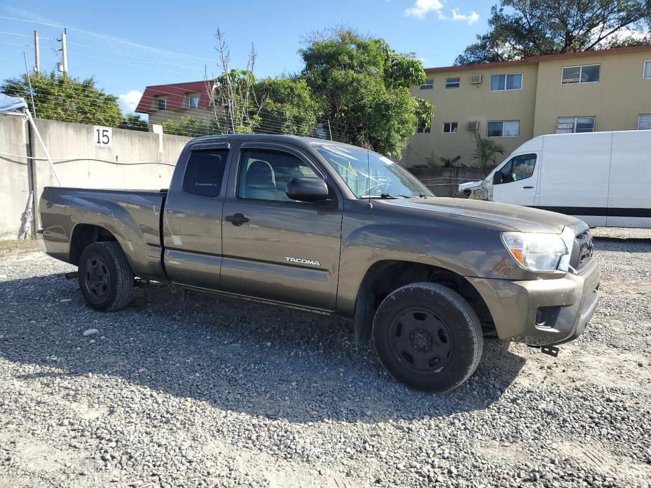 2015 TOYOTA TACOMA ACC - Image 4