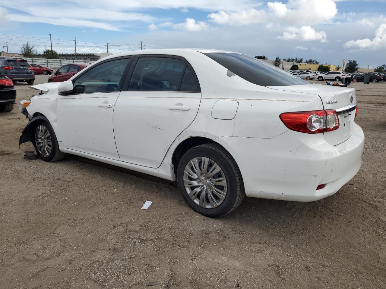 2013 TOYOTA COROLLA BA - Image 2