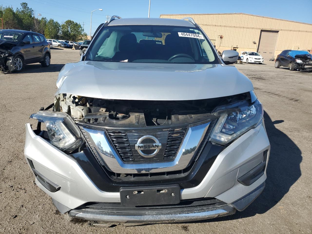 2017 NISSAN ROGUE SV - Фото 5