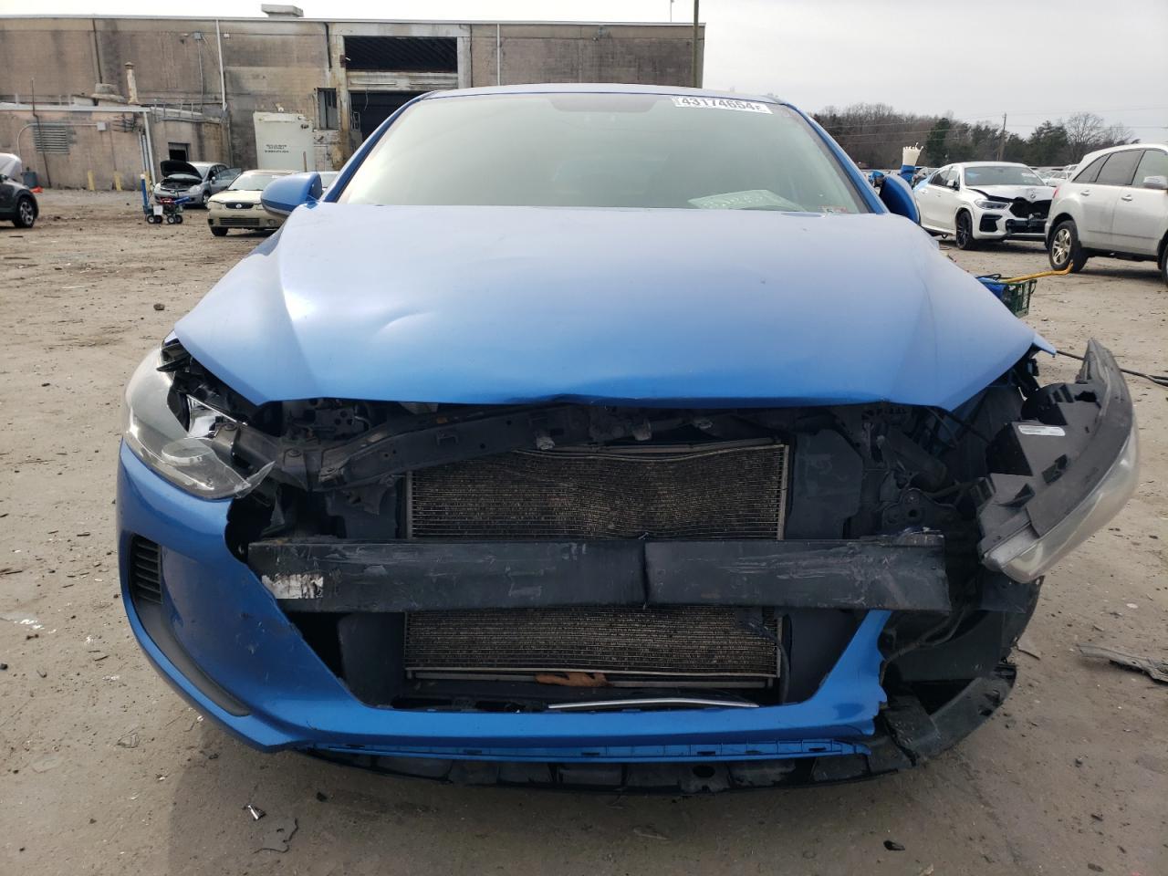 2018 HYUNDAI ELANTRA SE - Фото 5