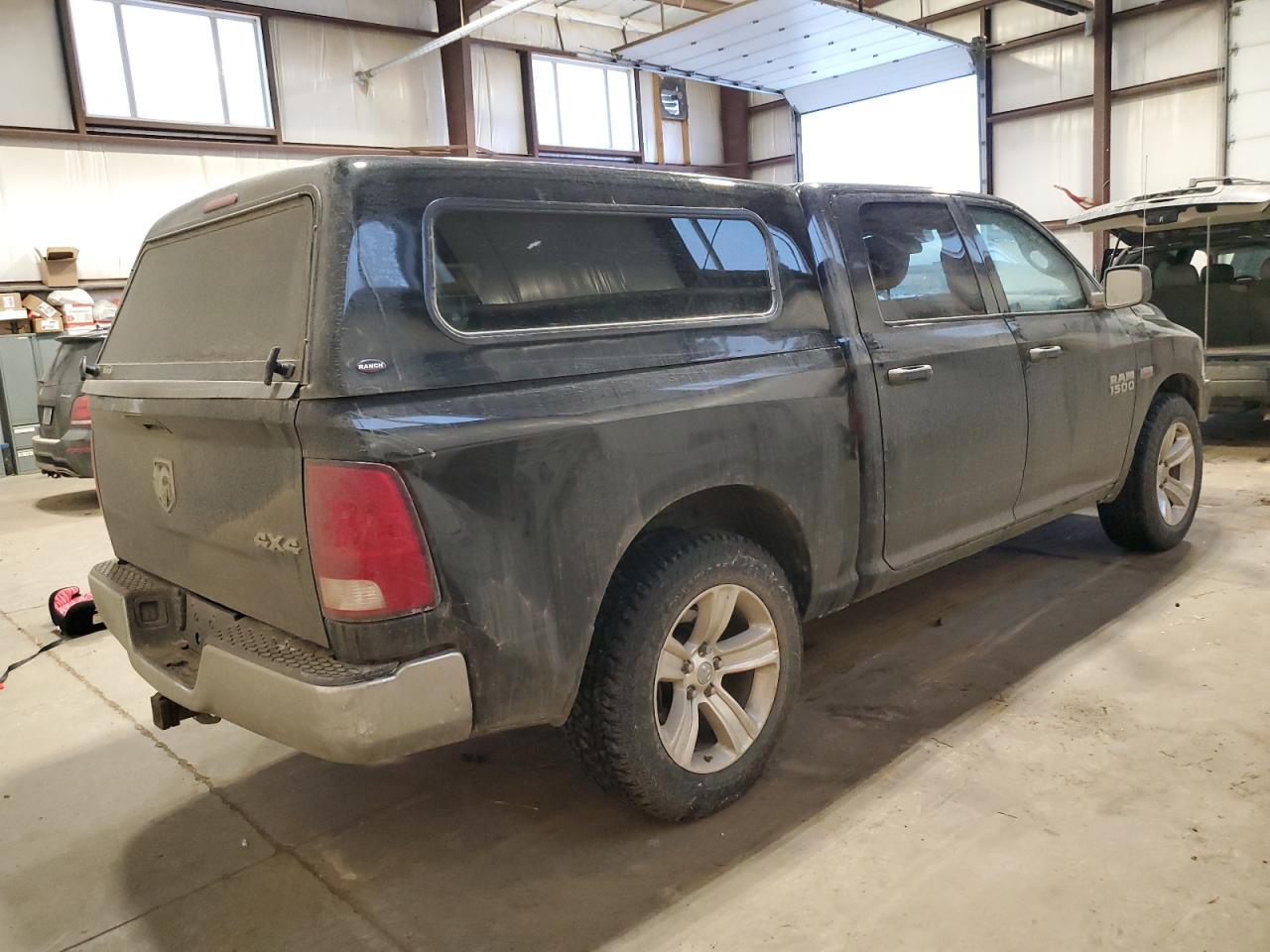 2018 RAM 1500 ST - Image 3