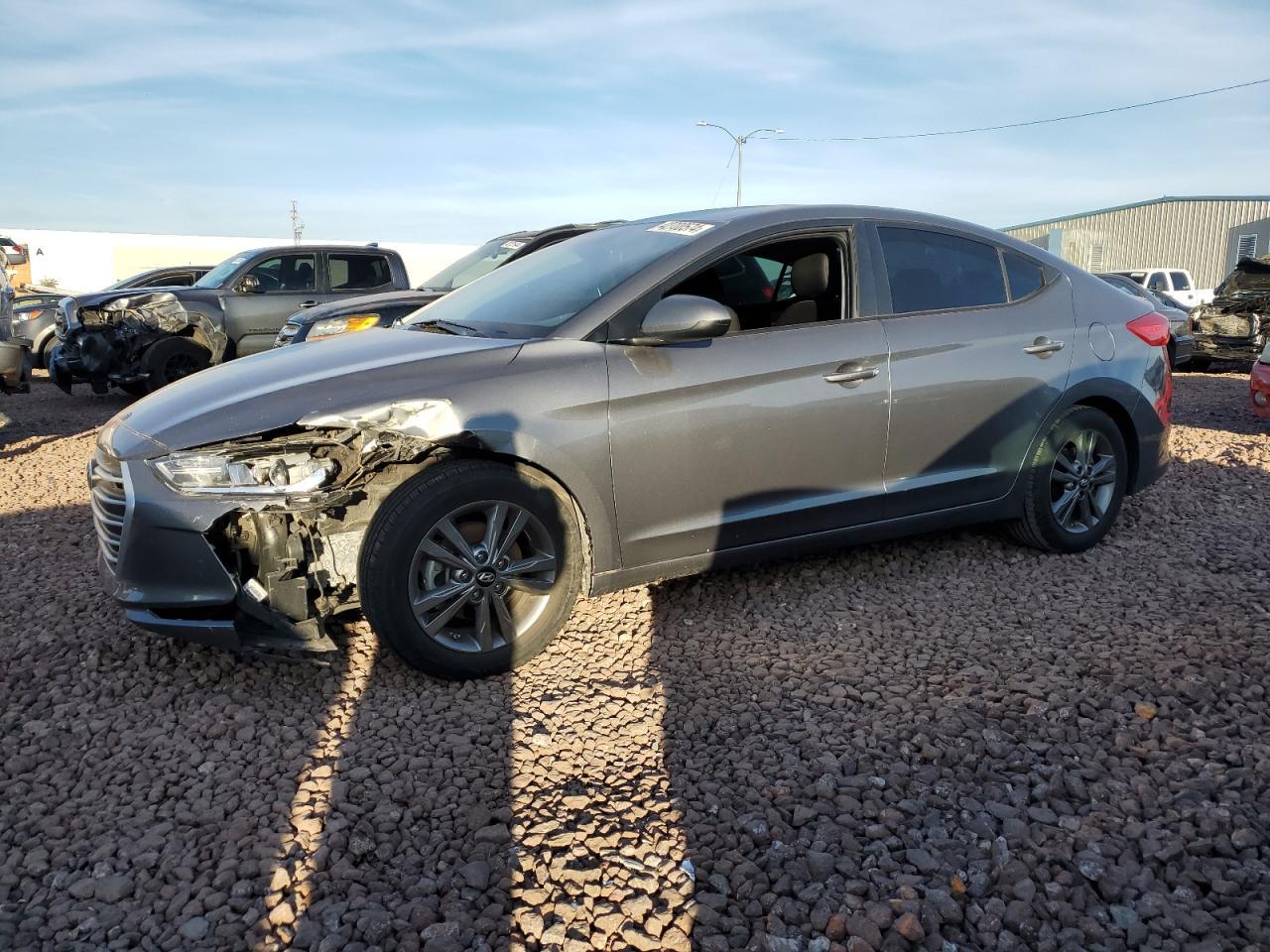 2018 HYUNDAI ELANTRA SE