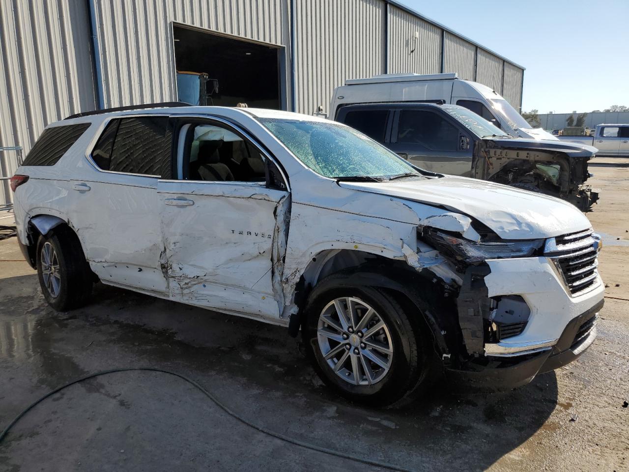 2023 CHEVROLET TRAVERSE L - Image 4