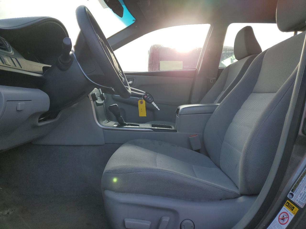 2017 TOYOTA CAMRY LE - Фото 7
