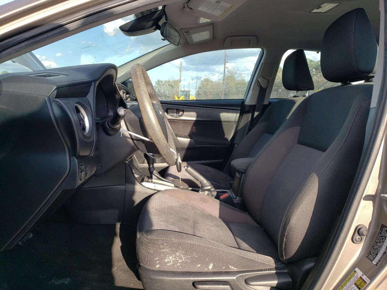 2019 TOYOTA COROLLA L - Image 7