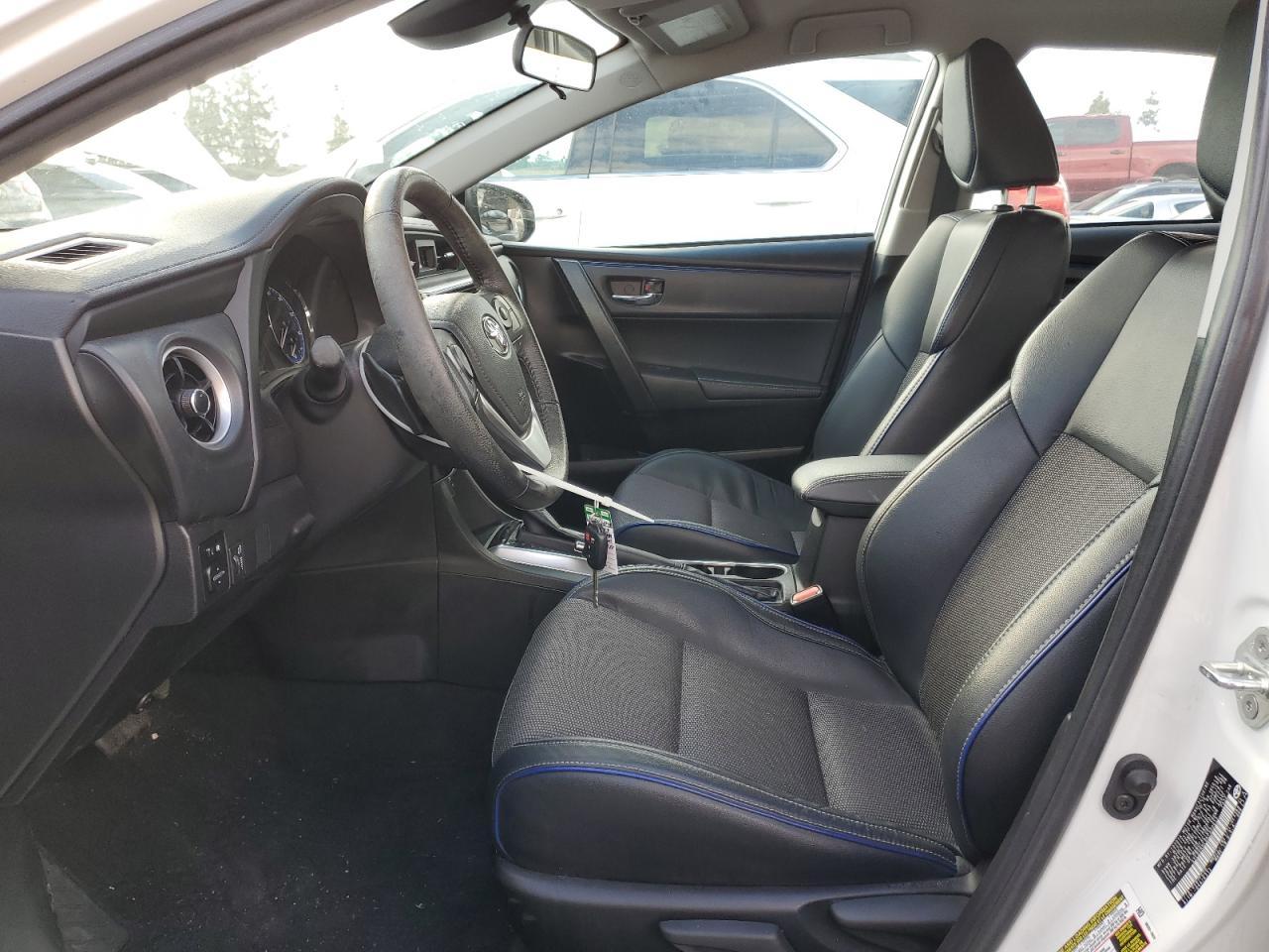 2019 TOYOTA COROLLA L - Image 7