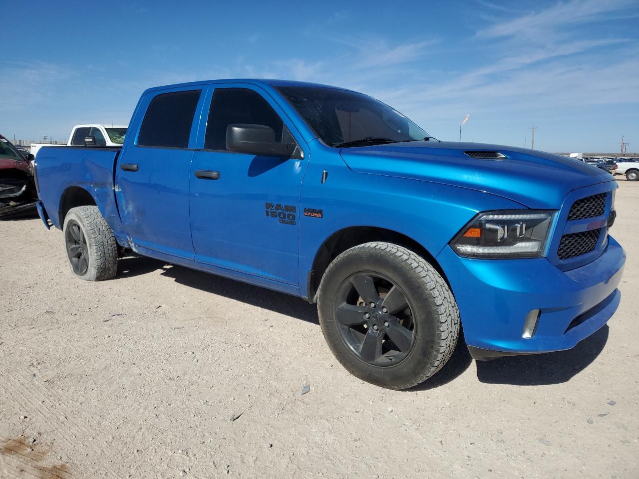 2019 RAM 1500 CLASS - Image 4