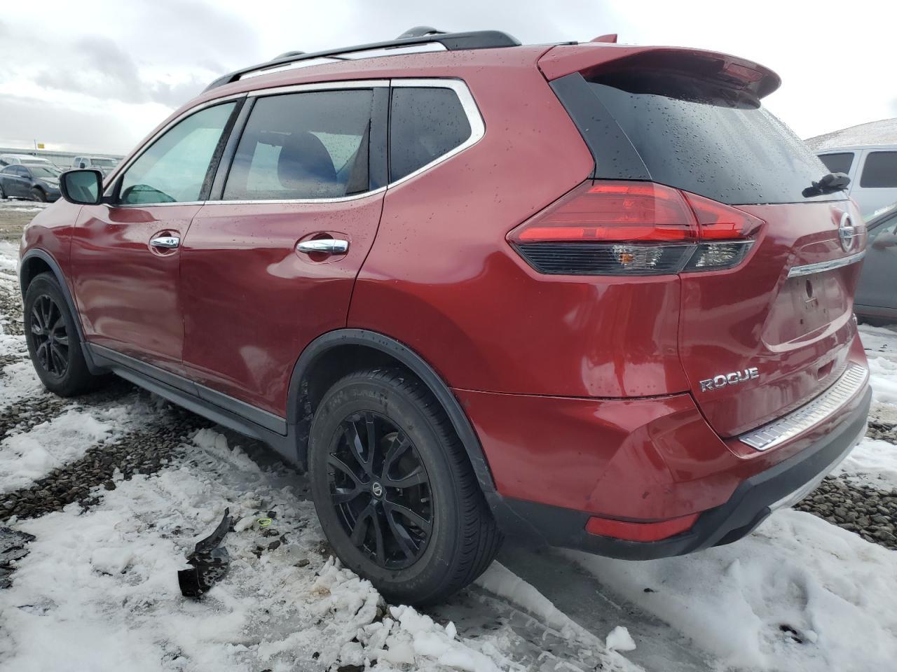 2017 NISSAN ROGUE SV - Image 2