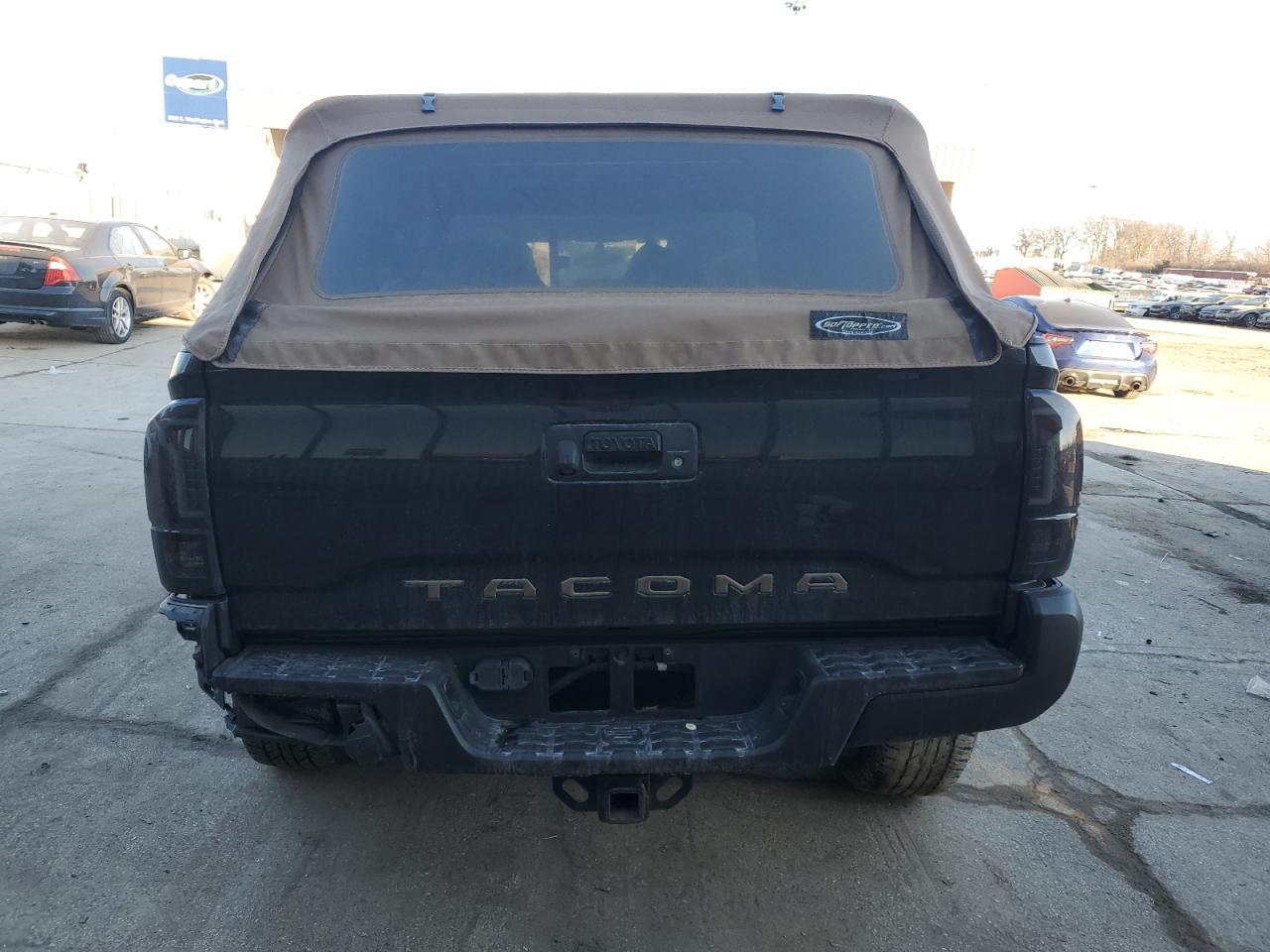 2016 TOYOTA TACOMA DOU - Image 6
