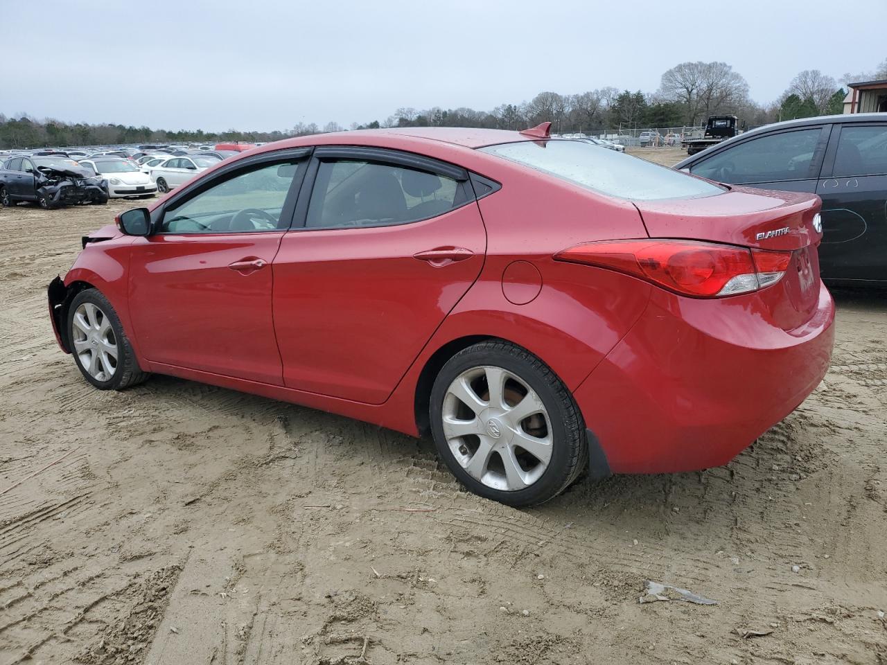 2013 HYUNDAI ELANTRA GL - Image 2