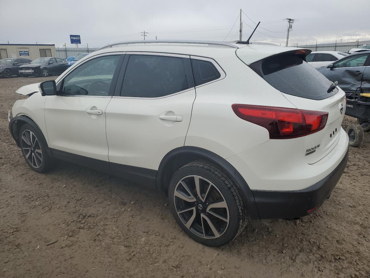 2017 NISSAN ROGUE SPOR - Image 2