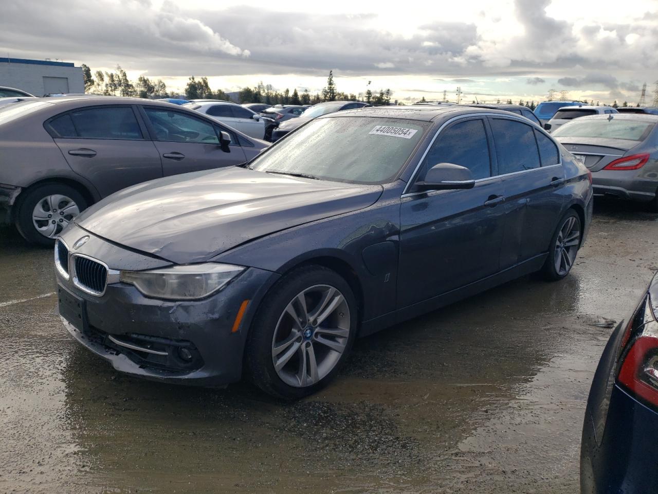 2018 BMW 330E car image