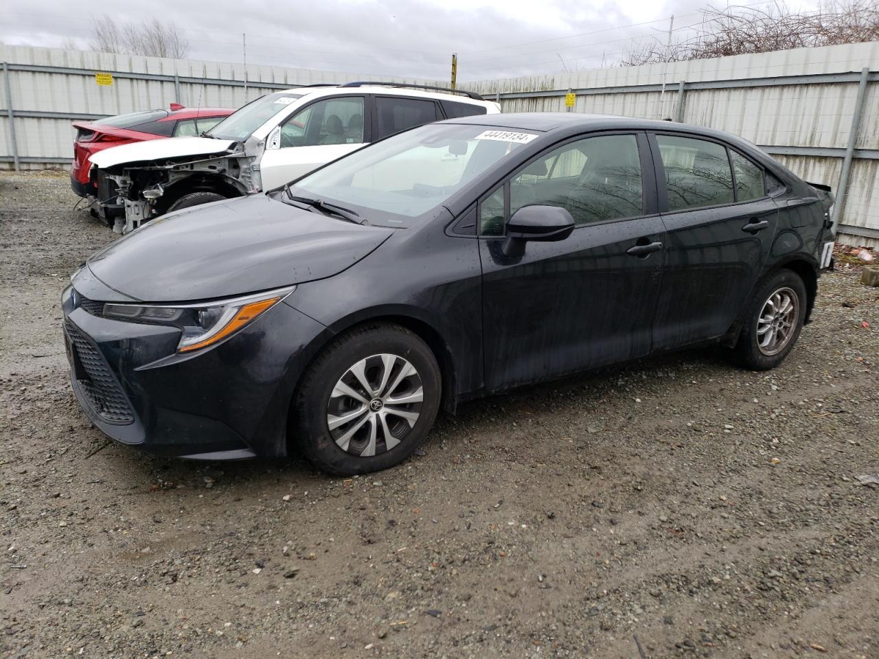 2022 TOYOTA COROLLA LE
