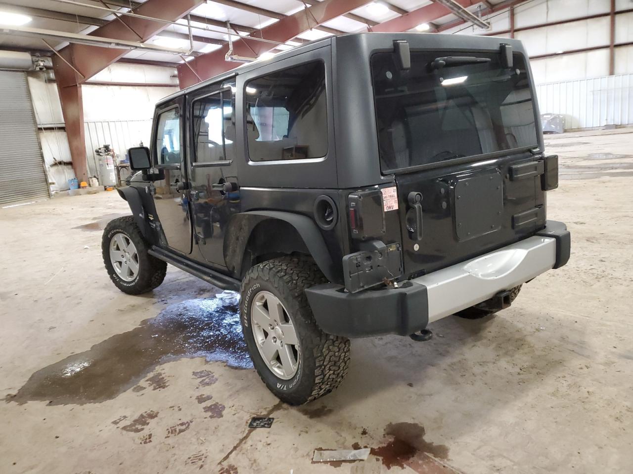 2012 JEEP WRANGLER U - Image 2