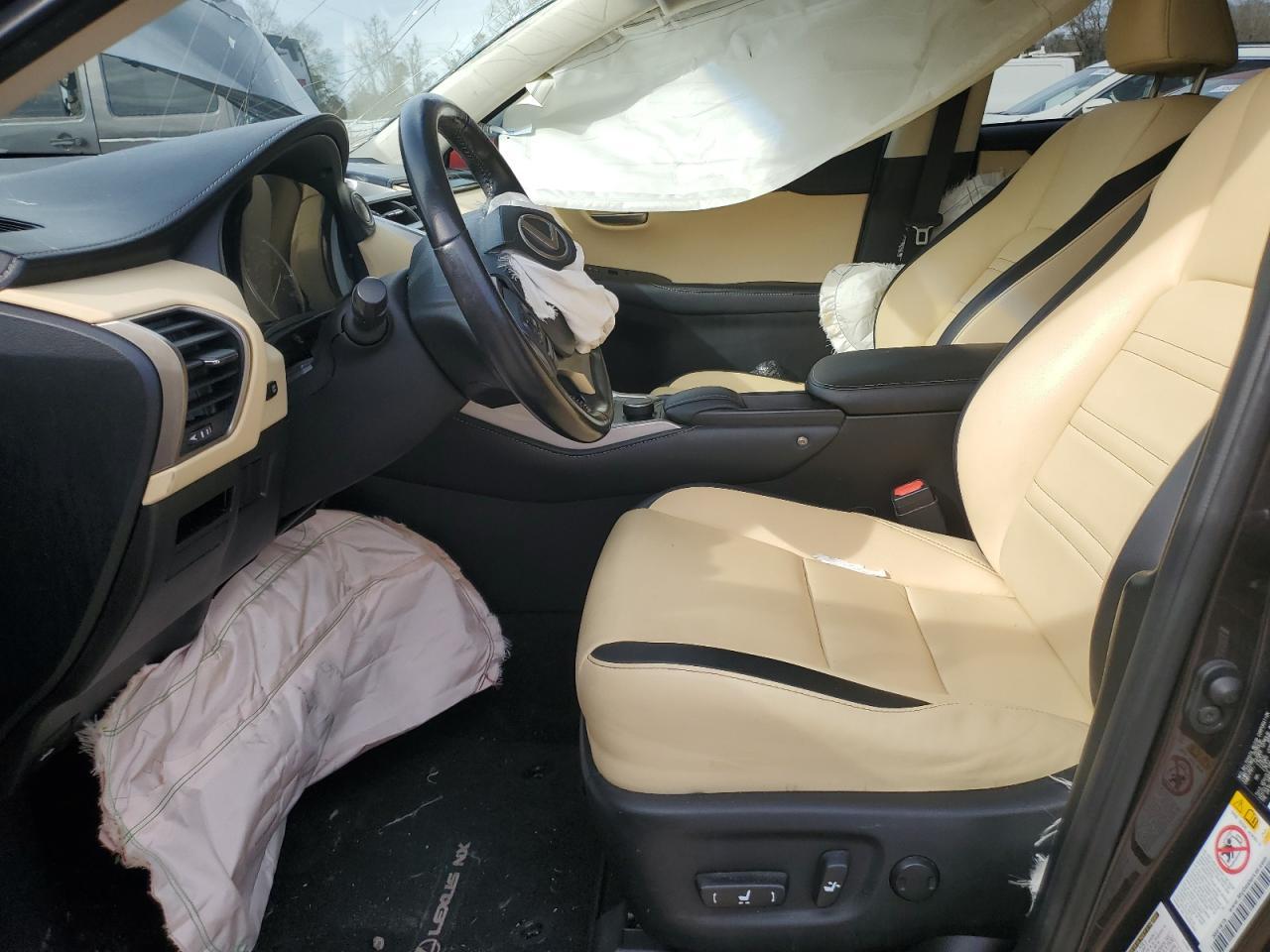 2015 LEXUS NX 200T - Фото 7