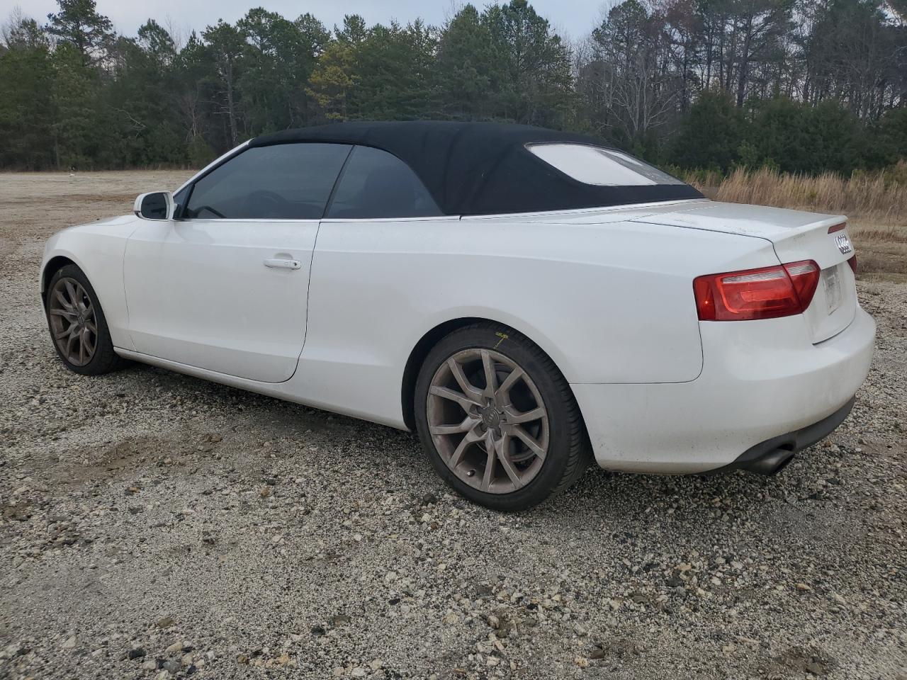 2011 AUDI A5 PREMIUM - Image 2