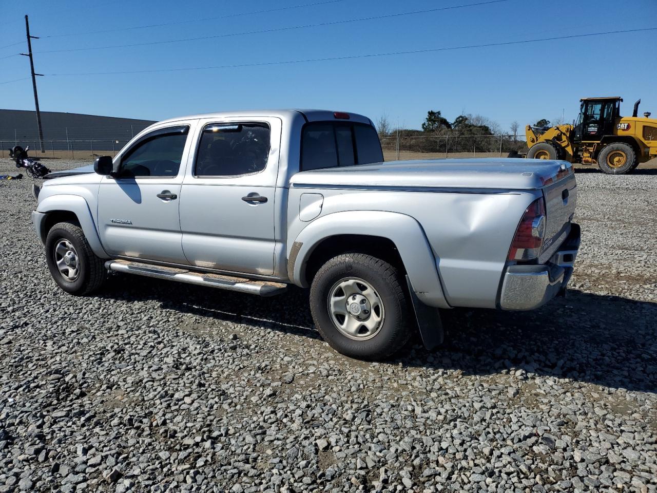 2011 TOYOTA TACOMA DOU - Фото 2