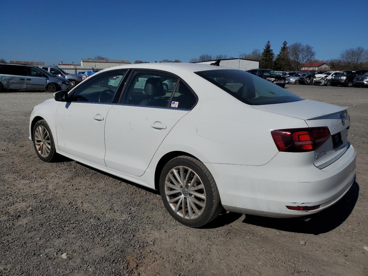 2016 VOLKSWAGEN JETTA SEL - Image 2