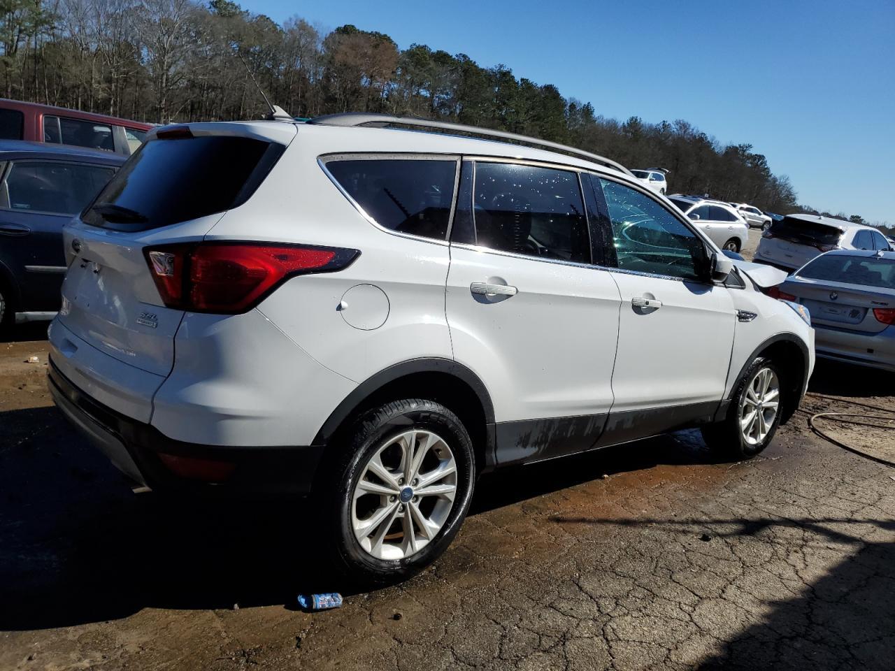 2019 FORD ESCAPE SEL - Image 3