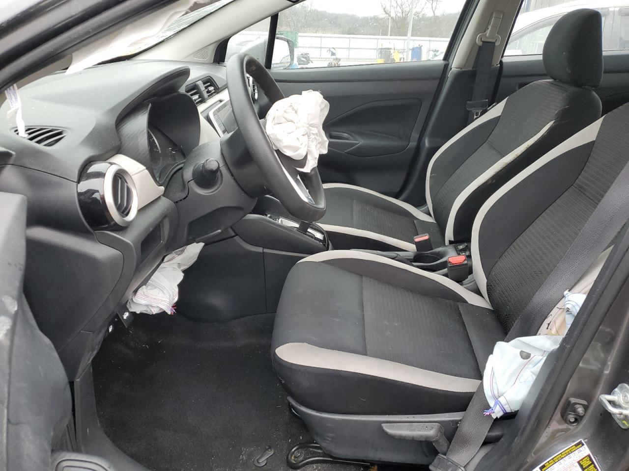 2021 NISSAN VERSA SV - Фото 7