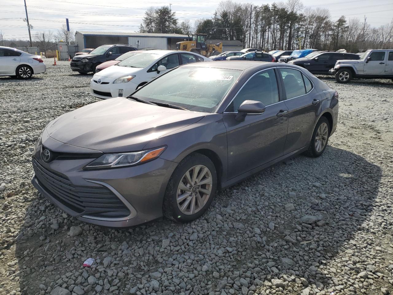 2022 TOYOTA CAMRY LE car image