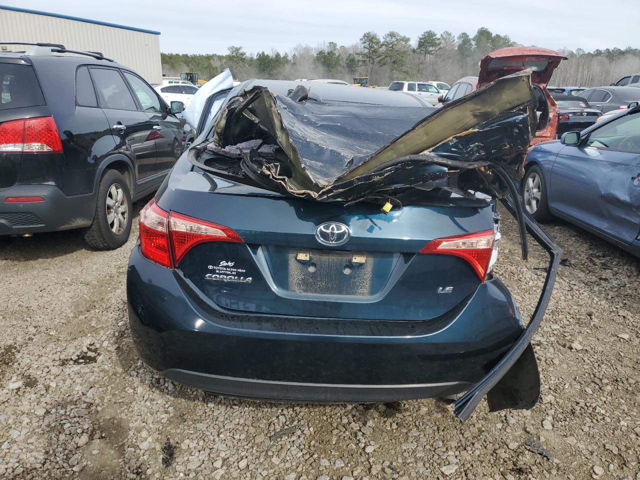 2018 TOYOTA COROLLA L - Image 6