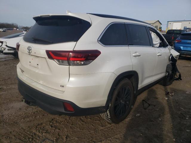 2019 Toyota Highlander Se - Фото 3