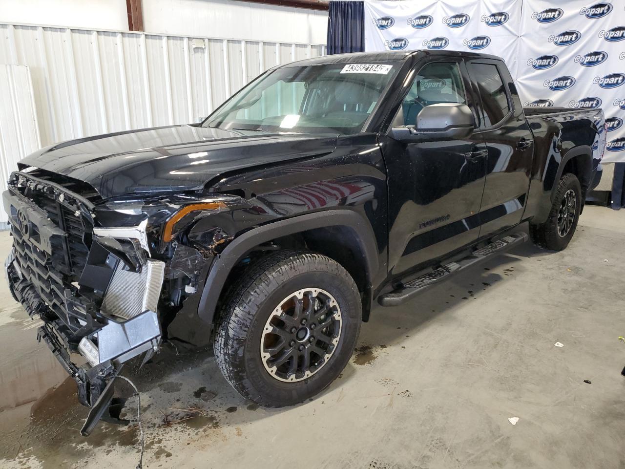 2023 TOYOTA TUNDRA DOU