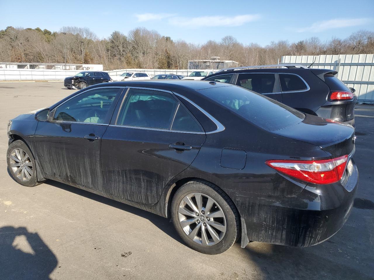 2016 TOYOTA CAMRY LE - Фото 2