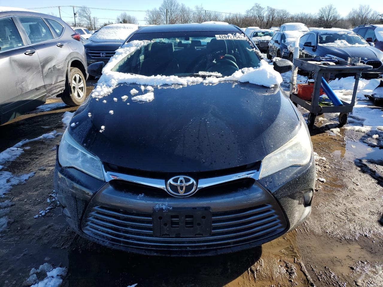 2017 TOYOTA CAMRY LE - Image 5