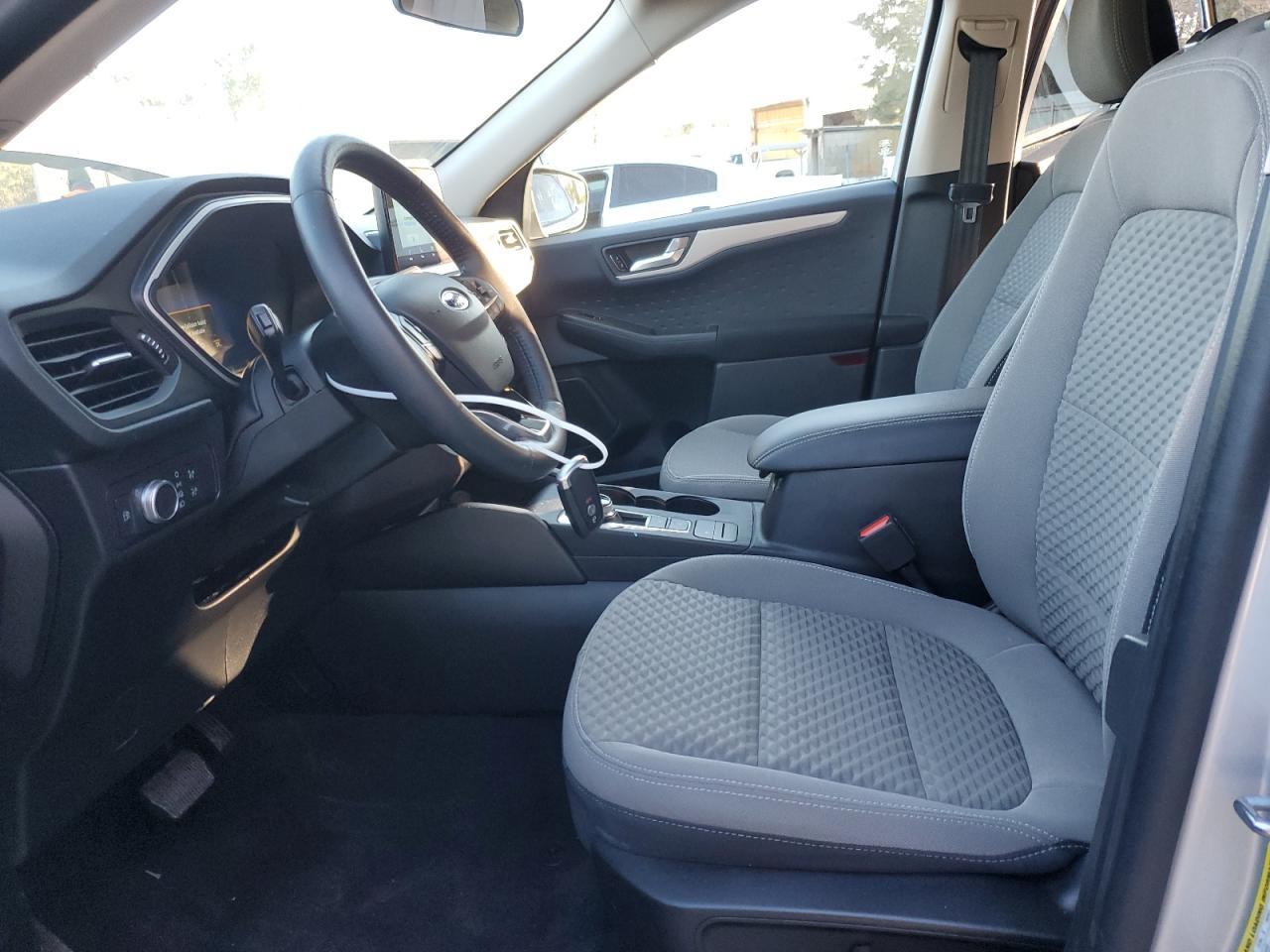 2020 FORD ESCAPE SE - Фото 7