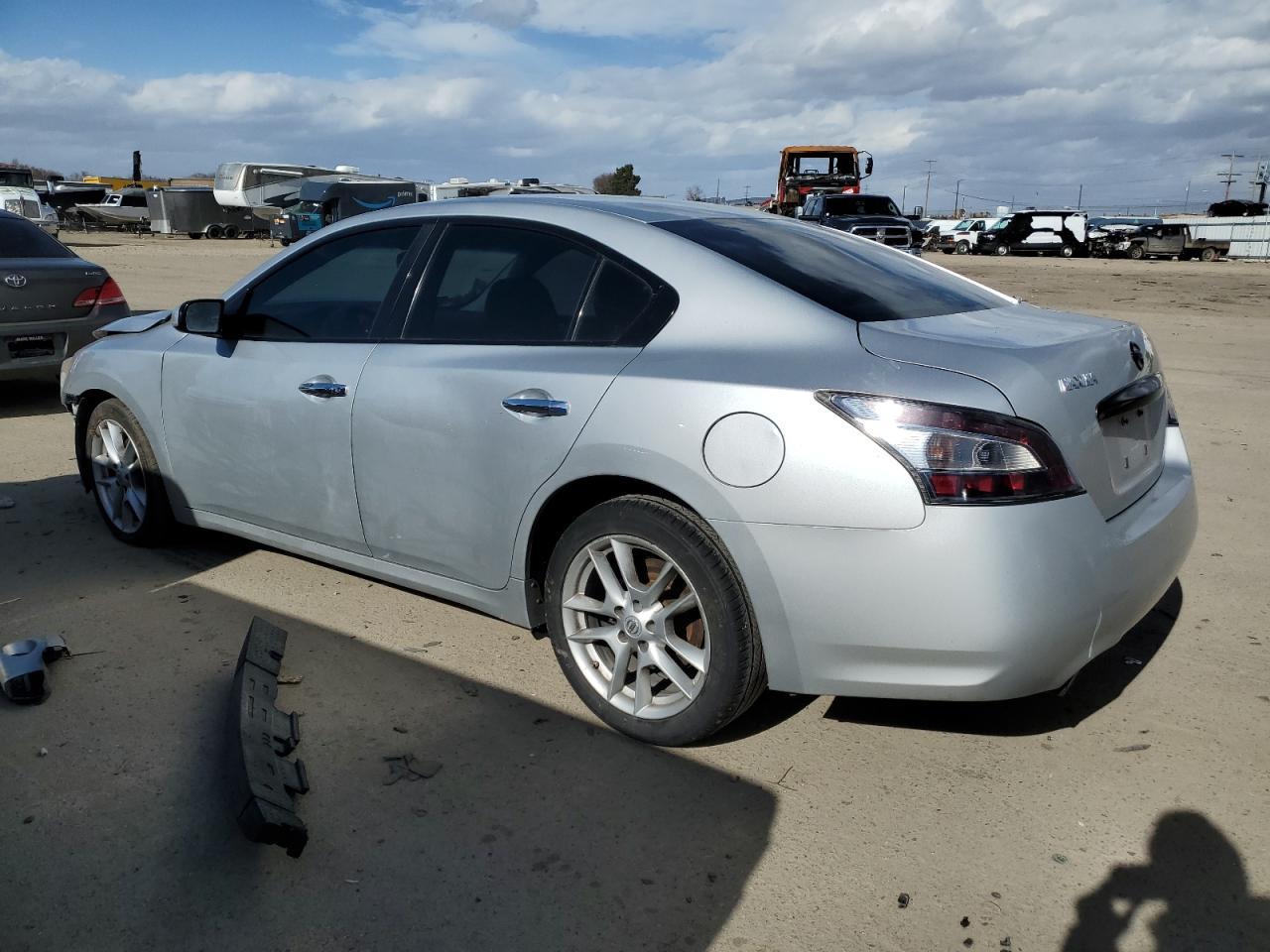 2014 NISSAN MAXIMA S - Image 2