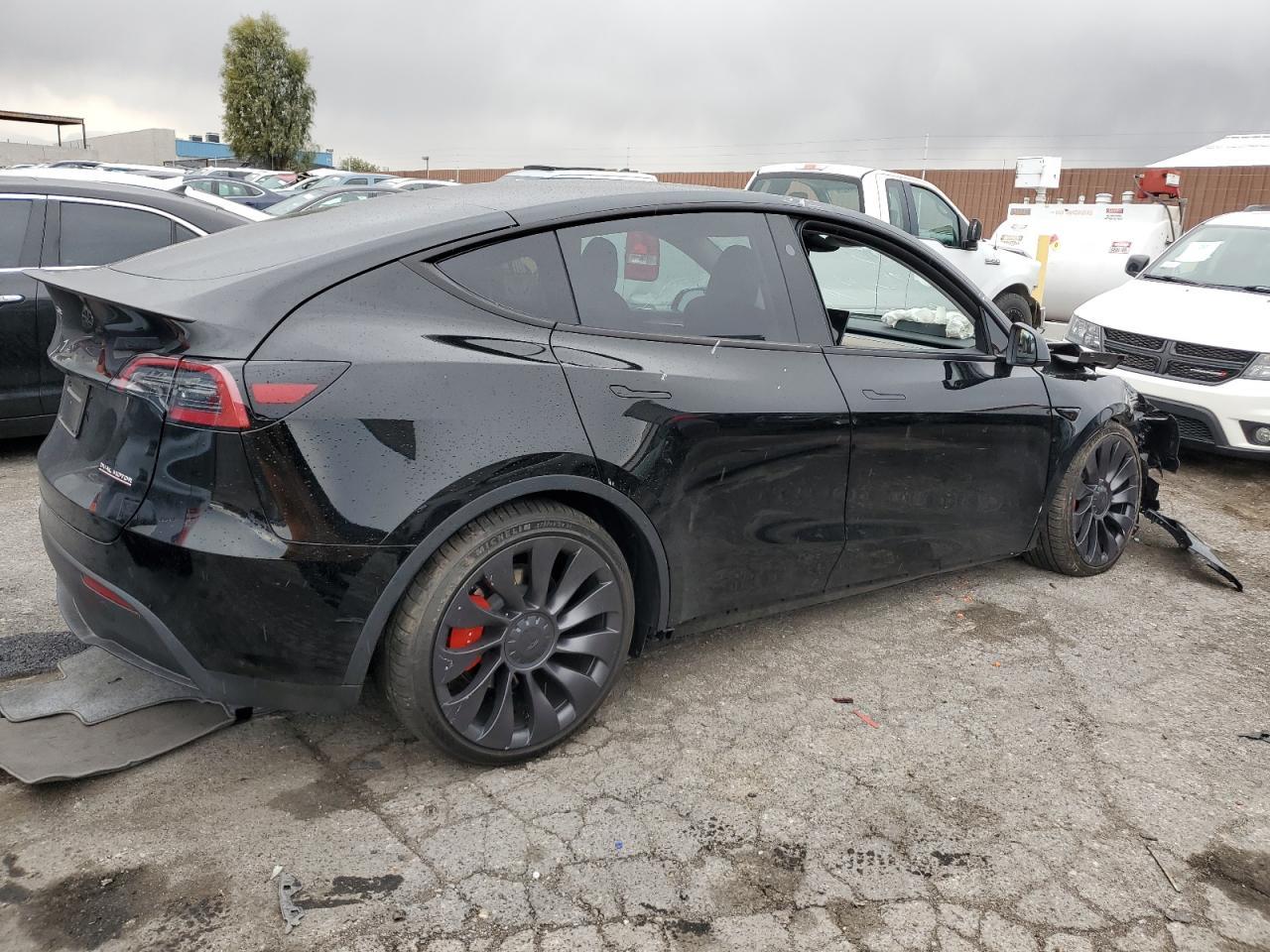 2023 TESLA MODEL Y - Image 3