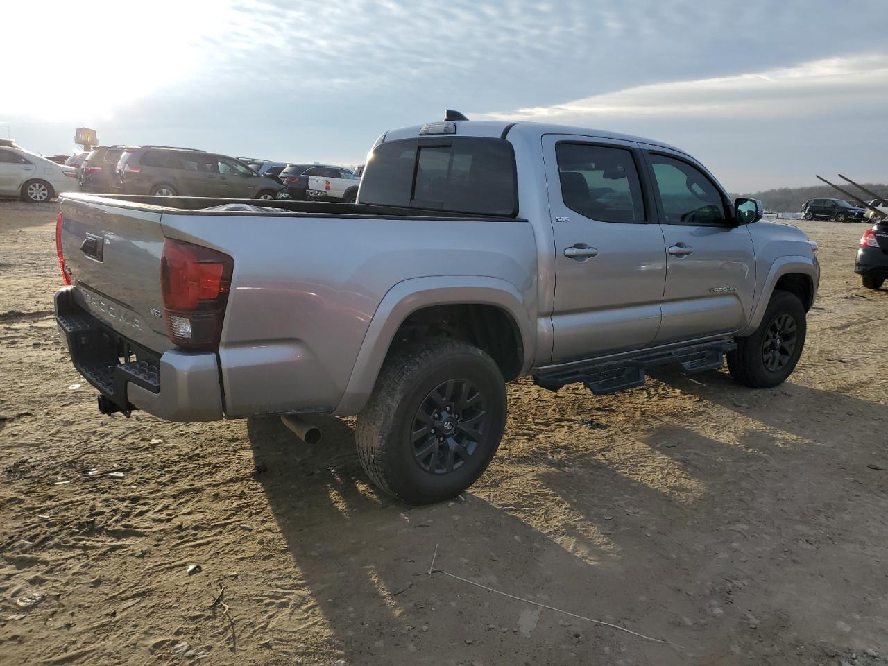 2023 TOYOTA TACOMA DOU - Фото 3