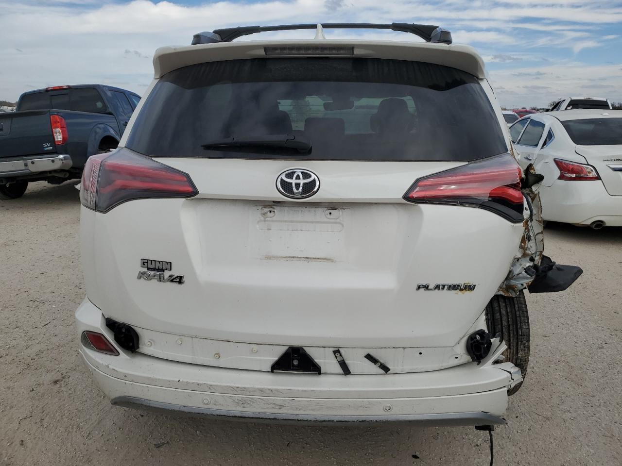 2018 TOYOTA RAV4 LIMIT - Image 6