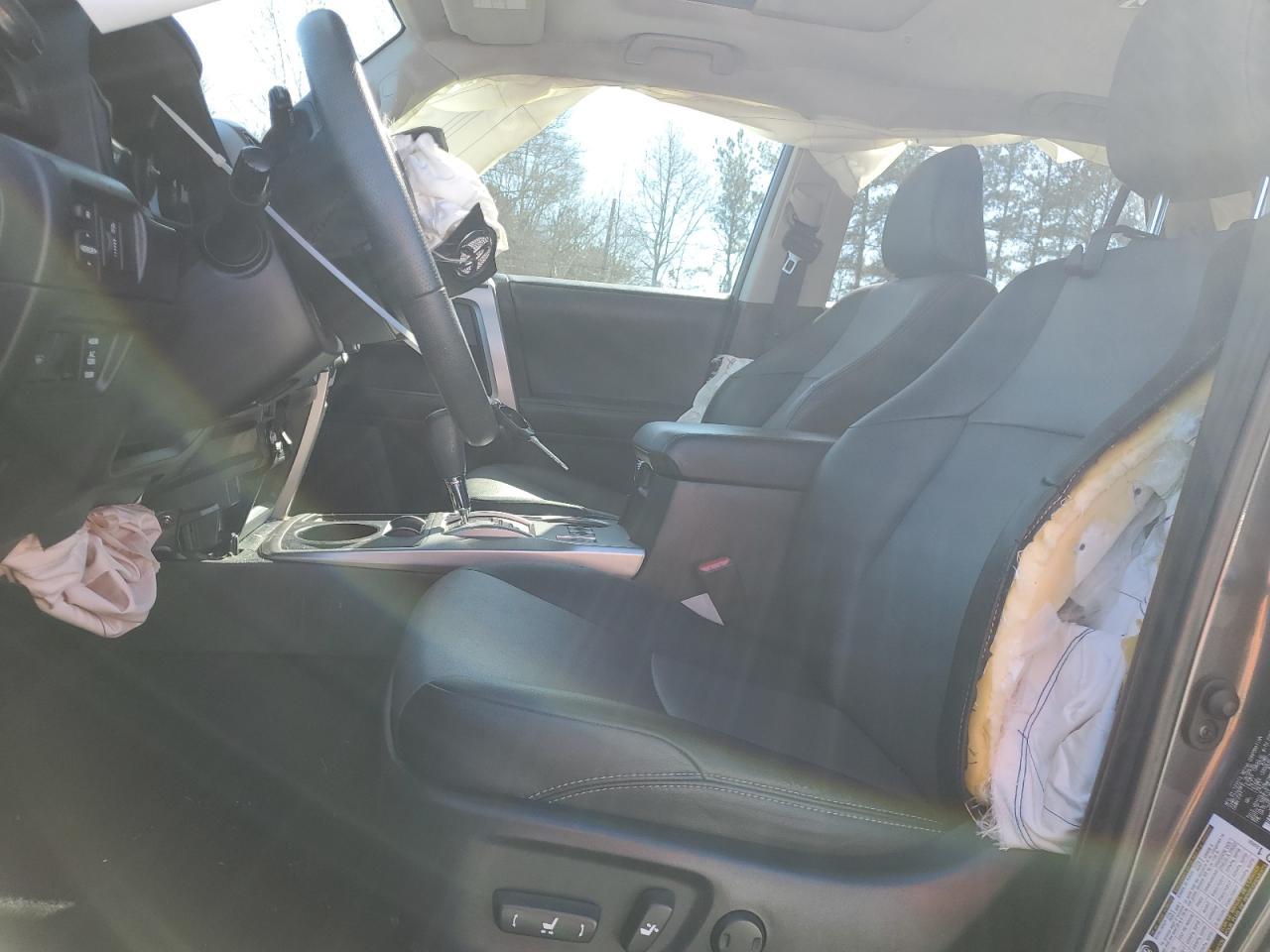 2019 TOYOTA 4RUNNER SR - Image 7