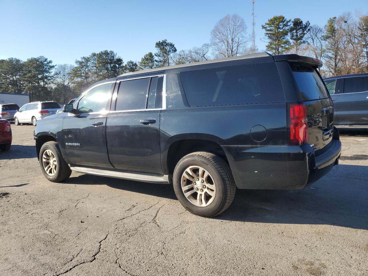 2015 CHEVROLET SUBURBAN C - Фото 2