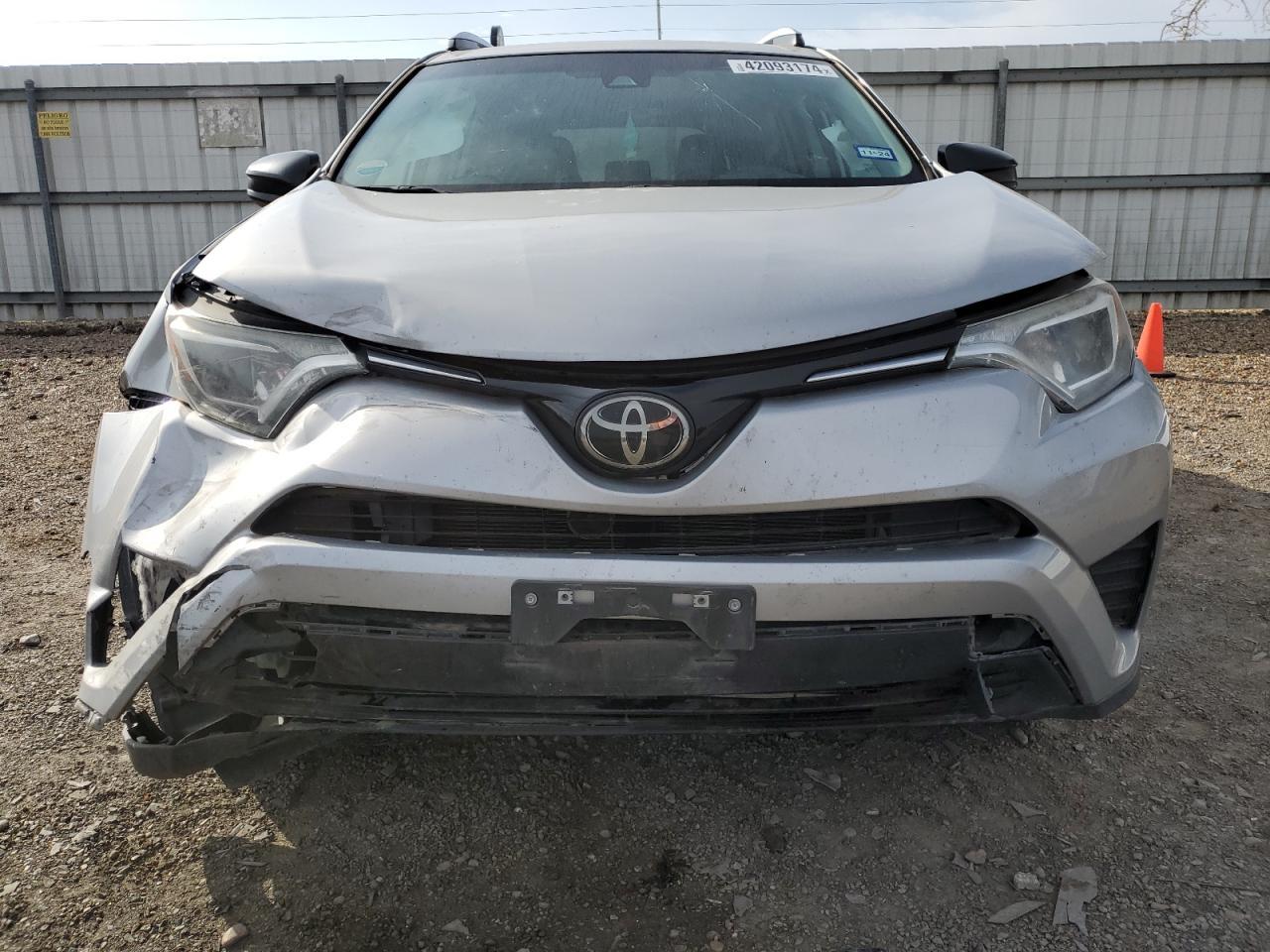 2018 TOYOTA RAV4 LE - Image 5