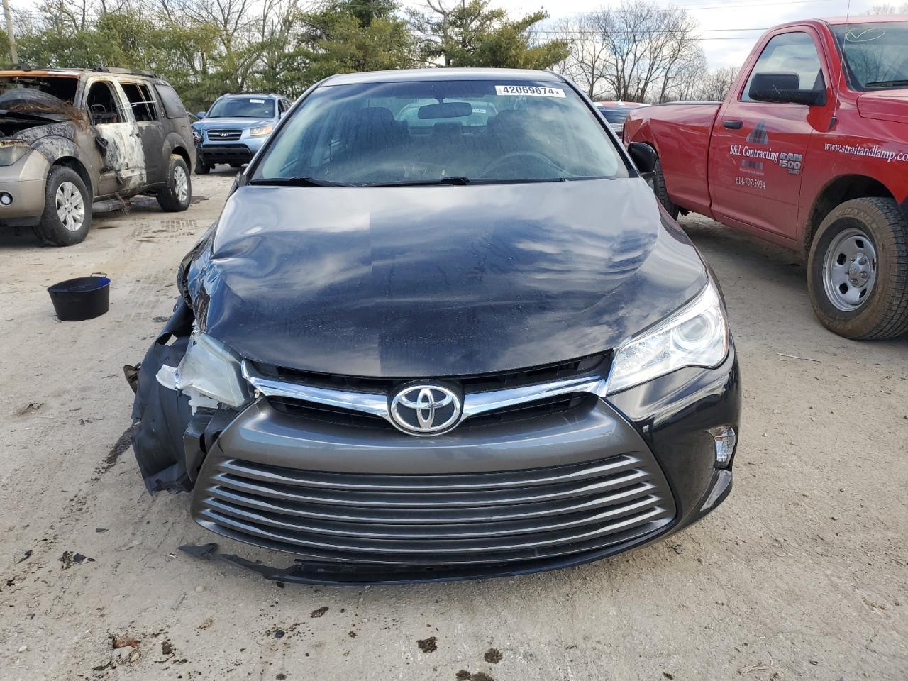 2016 TOYOTA CAMRY LE - Фото 5