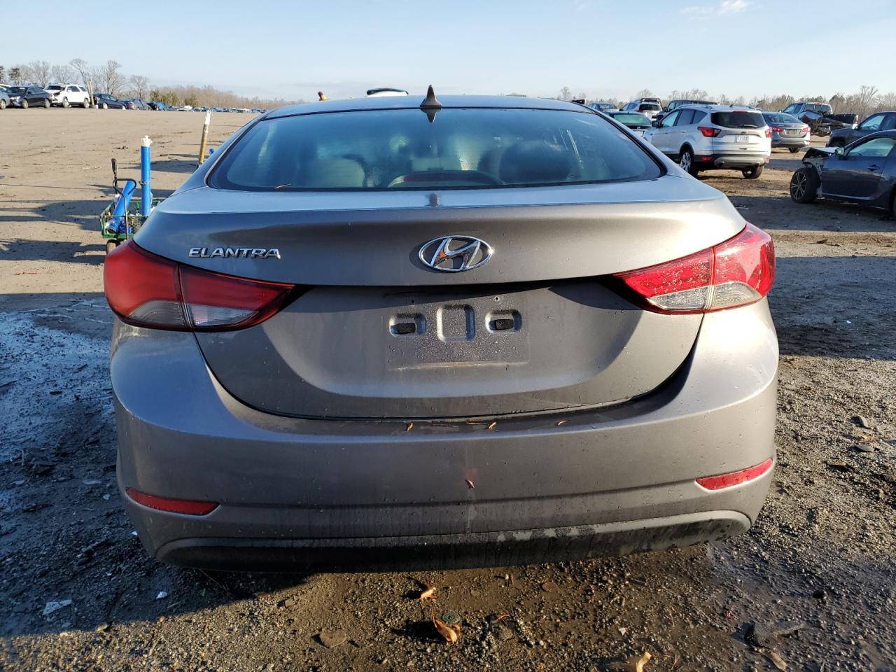 2014 HYUNDAI ELANTRA SE - Image 6