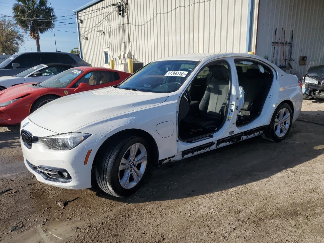 2017 BMW 330E car image